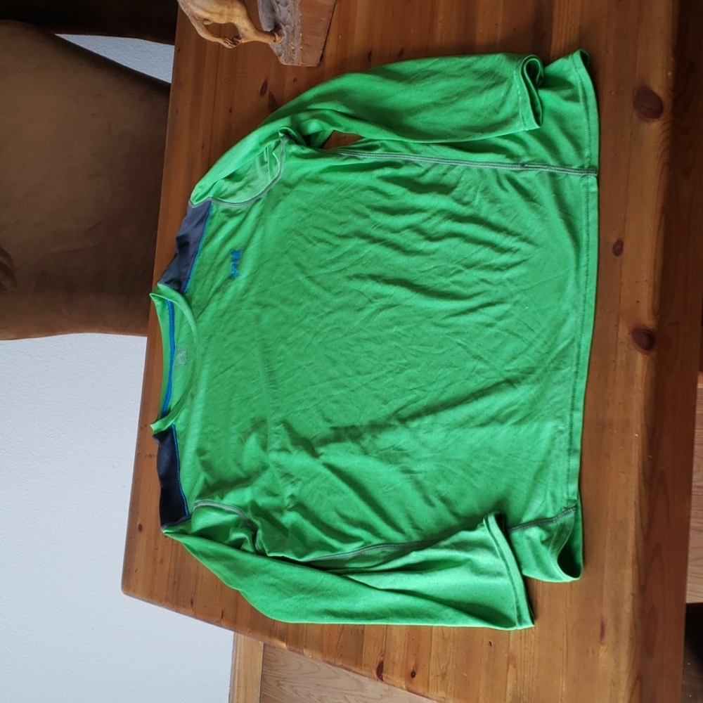 Tapout 2XL Green L/S T-Shirt New No Tags 100% Polyester